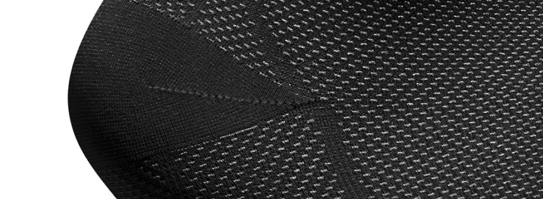 Calzini a compressione Regenerazione Black Registrazione dettagliata Vista dettagliata dell'area del tallone del calzino sportivo per la rigenerazione
