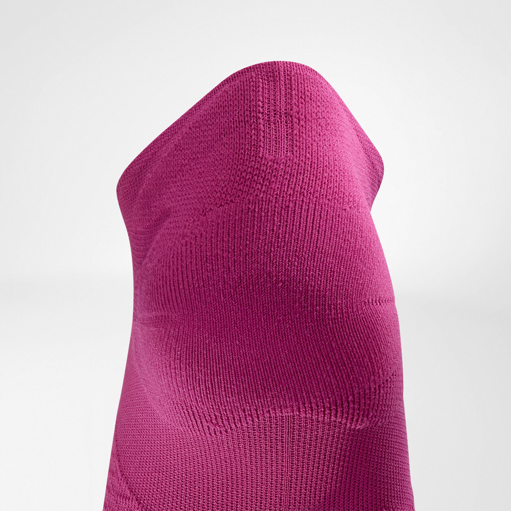 Calzini sportivi corti Ultra -light Berry Dettagli Protezione del tallone Vista dettagliata dell'area di protezione del tendine di Achille della calza che corre la luce corta
