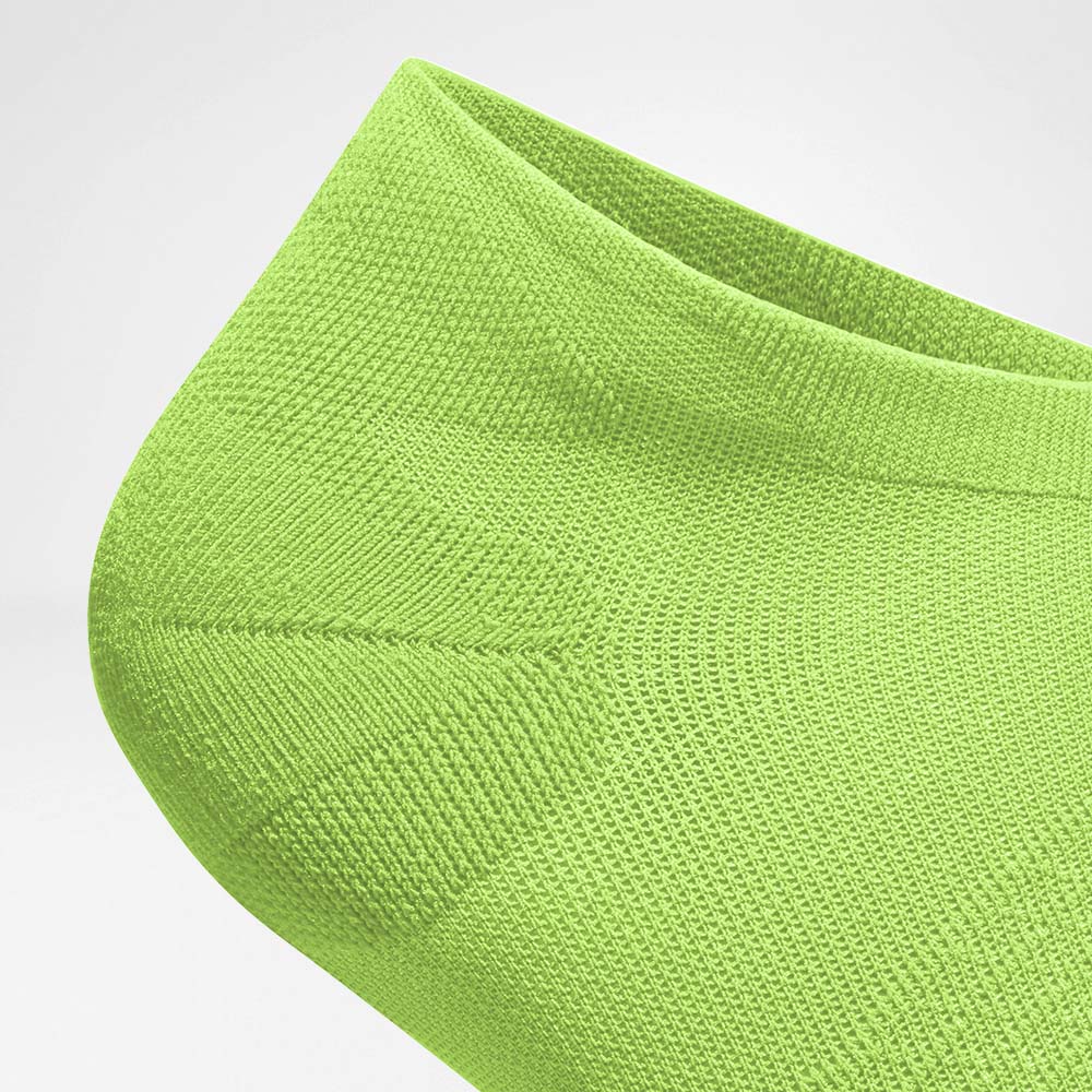 Kurze Sportsocken ultraleicht limegreen Detail Gestrick Detailansicht des Fersenschutzbereiches der kurzen grünen leichten Laufsocke