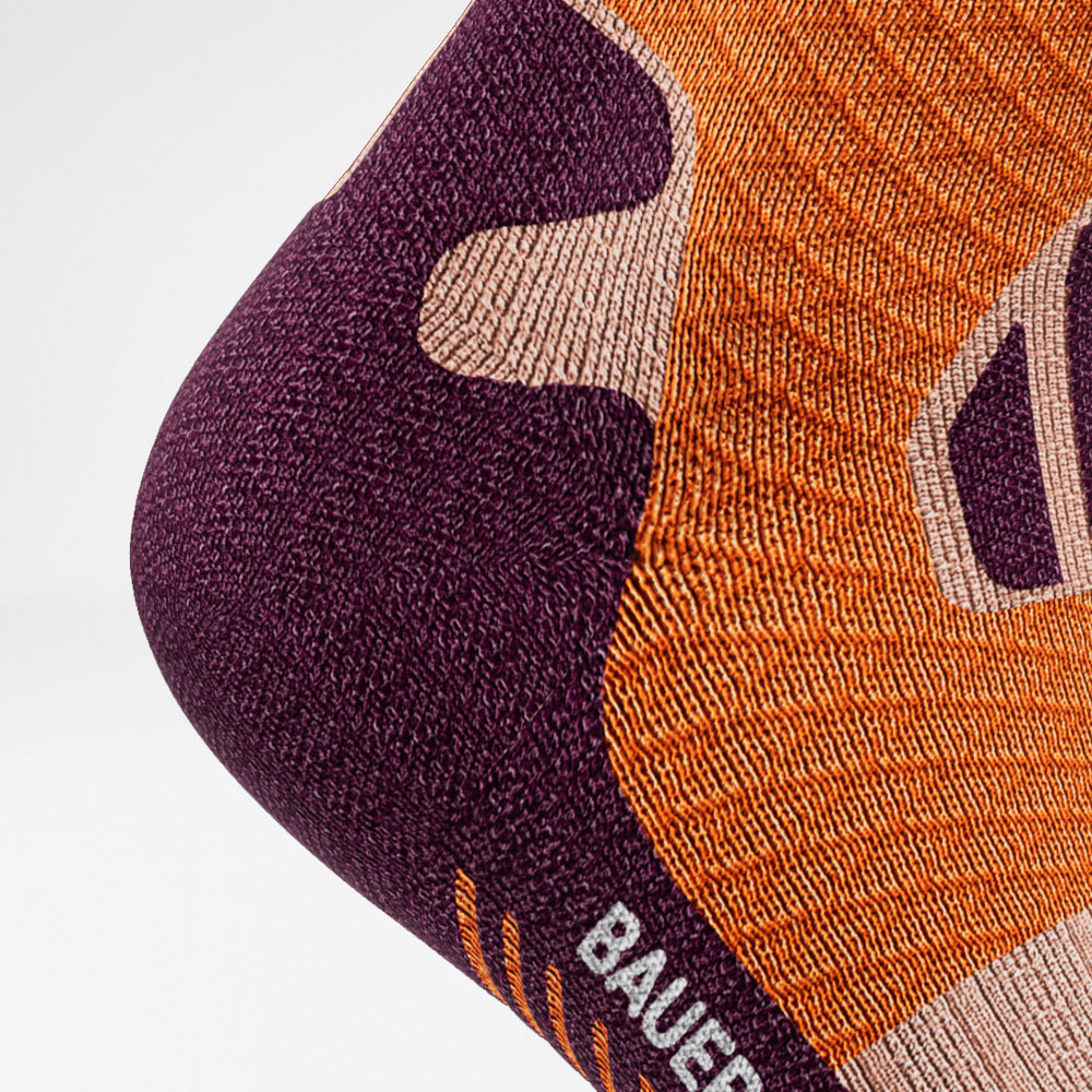 Central Trail Runrun Running Socks Purple-Orange Dettagli Protezione del tallone Zona di protezione del tallone di registrazione dettagliata della pista da pista per la lunghezza media arancione viola - calzini in esecuzione