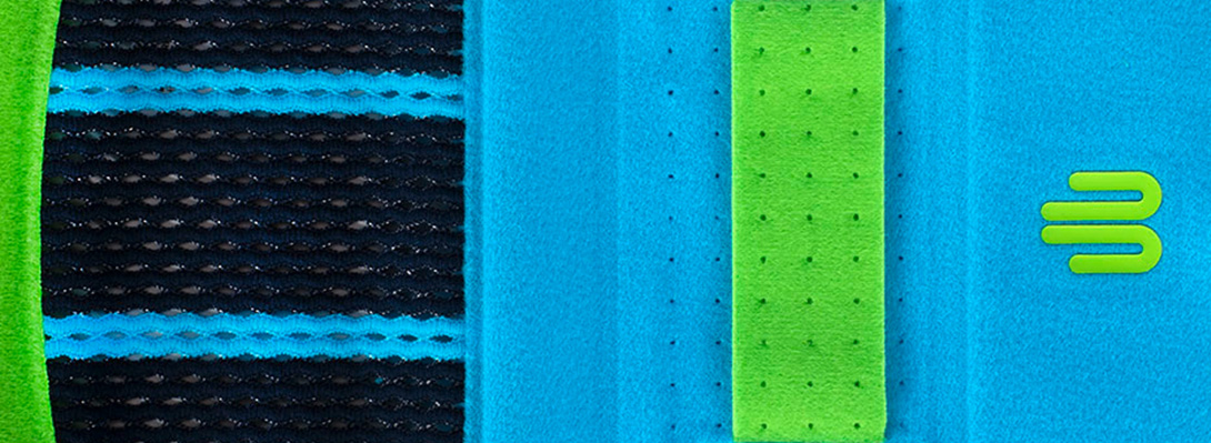 Retro la registrazione dettagliata di Bandage Rivera Vista dettagliata di una fasciatura sdraiata piatta con vista sull'atmosfera e la chiusura