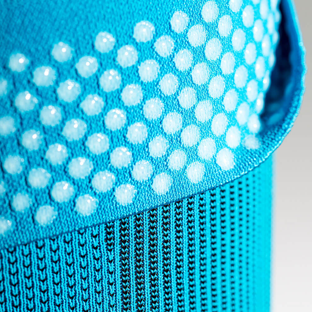 Tecnologia per impugnature dettagliate delle maniche della coscia Vista dettagliata dei nops di responsabilità sul fiume Oberschenkelsleeve color Rivera per lo sport