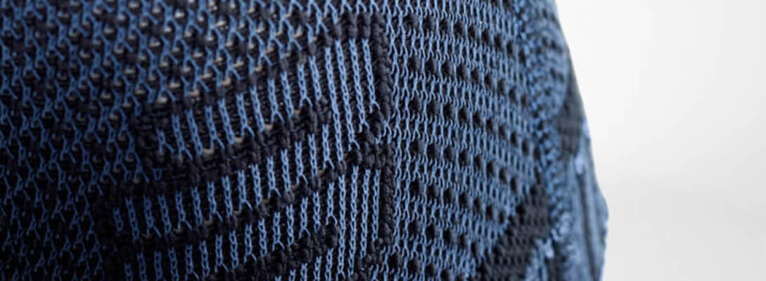 Bendaggio del ginocchio Dirk Nowitzki Registrazione dettagliata Vista dettagliata dal logo a maglia di Kniebandage per Sport Dirk Nowitzki Edition