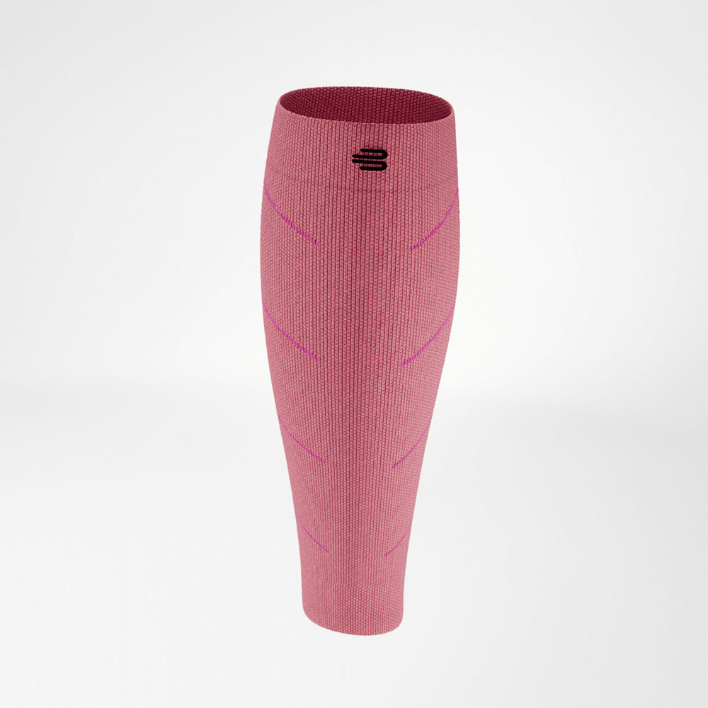 Sleeve a compressione rossa vista frontale, materiale elastico con texture sottile, logo nero sopra al polpaccio.